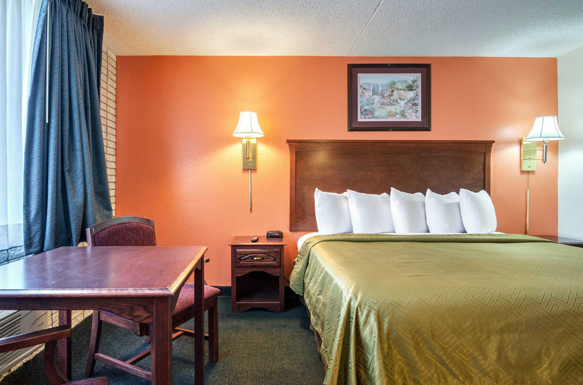 Americas Best Value Inn Salina Room photo