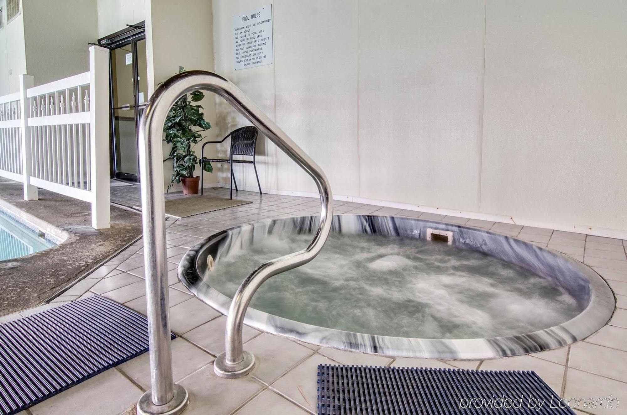 Americas Best Value Inn Salina Exterior photo